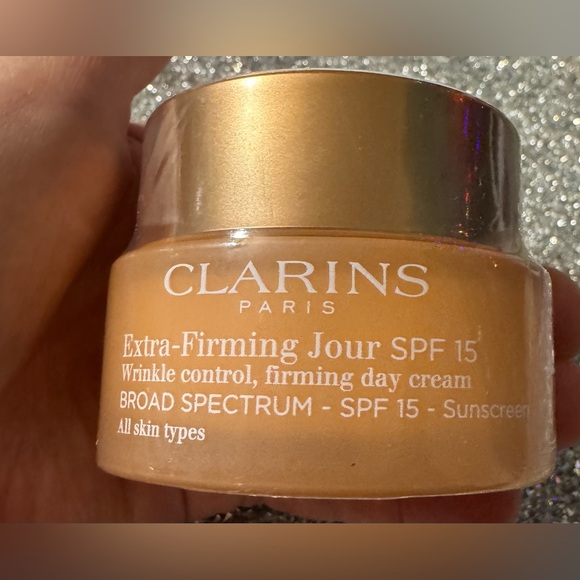 Clarins Firming Day Cream - Picture 2 of 15